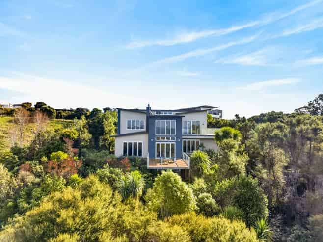 156 Kaimata Road, Bay View