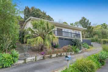548 Whangaparaoa Road , Stanmore Bay