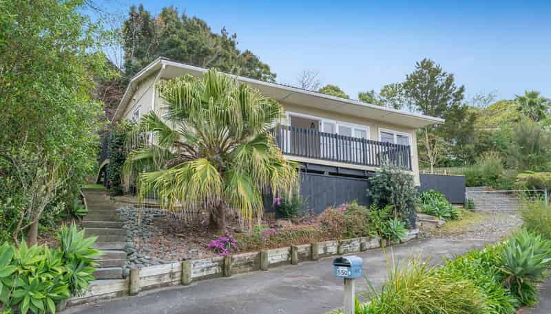548 Whangaparaoa Road , Stanmore Bay