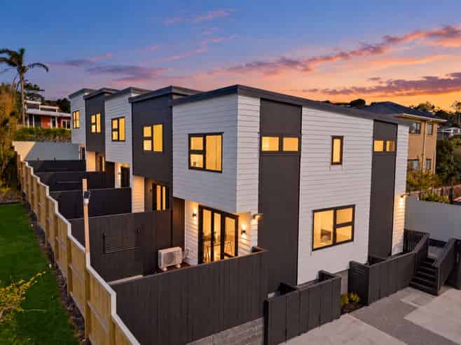 3/137 Moore Street, Hillcrest