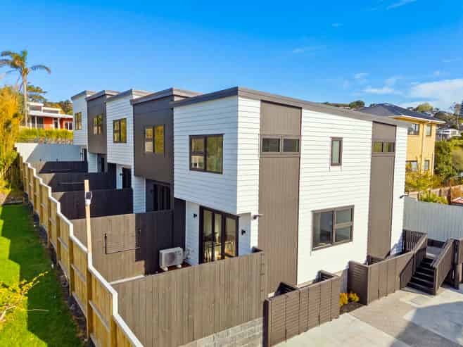 3/137 Moore Street, Hillcrest