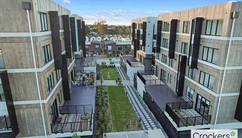 407/7 Rauemi Way, Te Atatu South
