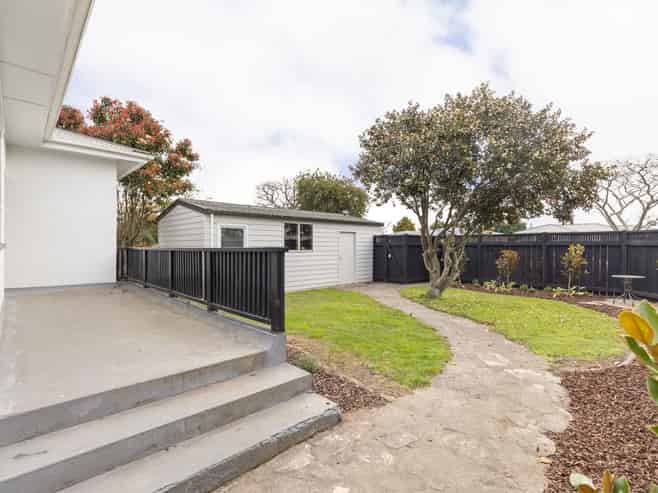 28 Aberdeen Avenue, TAKARO
