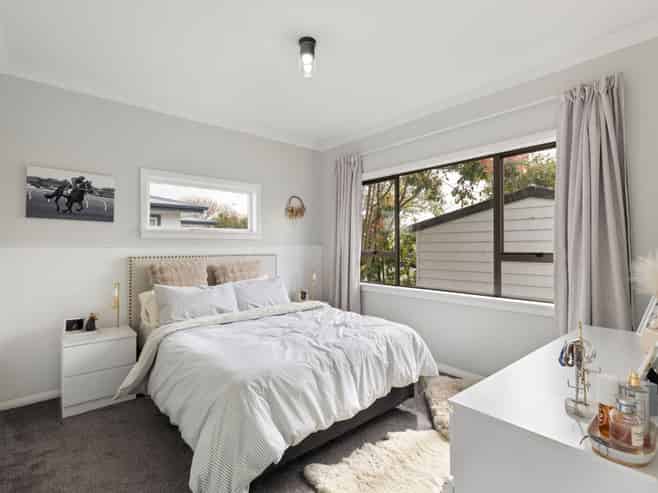 28 Aberdeen Avenue, TAKARO