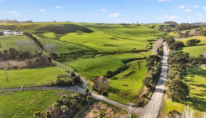 55 Coster Road, Muriwai