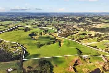 55 Coster Road, Muriwai