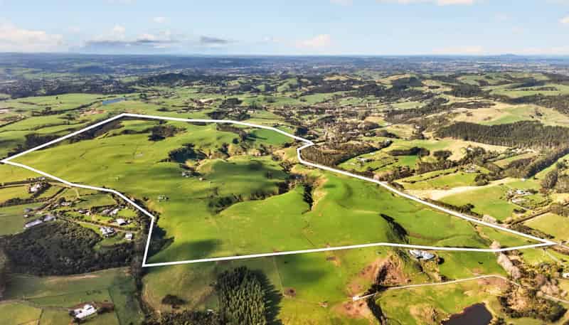 55 Coster Road, Muriwai