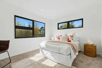 7/137 Moore Street, Hillcrest