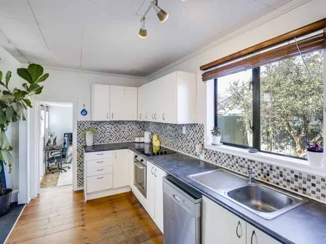 33 Bowling Road, Greenmeadows