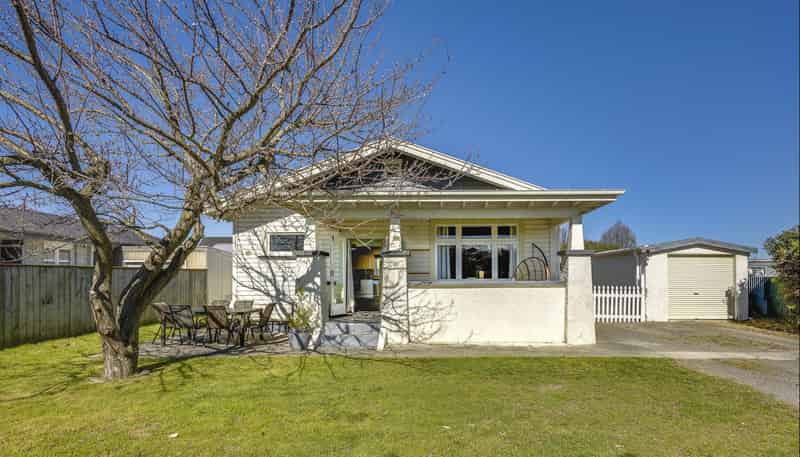33 Bowling Road, Greenmeadows