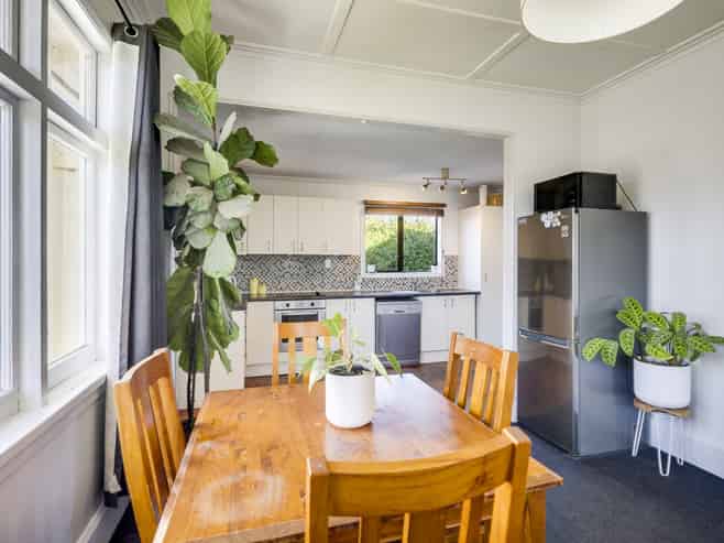 33 Bowling Road, Greenmeadows