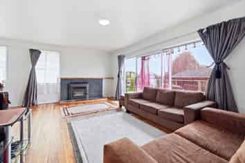 8 Robin Street, Selwyn Heights