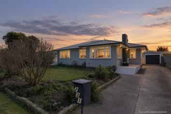 231 Lumsden Place, Akina