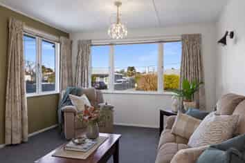 231 Lumsden Place, Akina