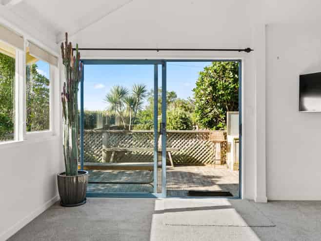 27 Guthrie Crescent, Castlepoint