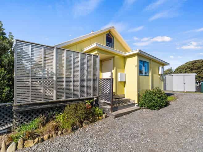 27 Guthrie Crescent, Castlepoint