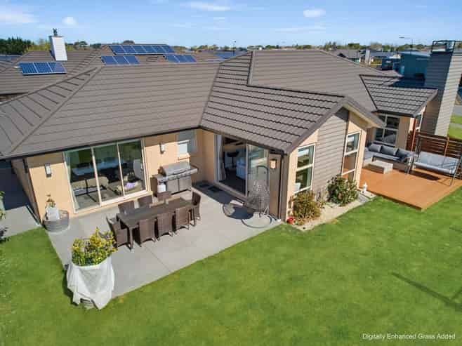 12 Hamlett Drive, Woodend