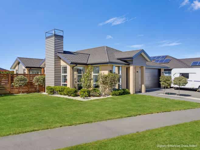 12 Hamlett Drive, Woodend