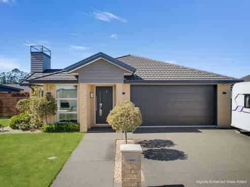 12 Hamlett Drive, Woodend