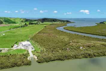 3637 Kaipara Coast Highway, Glorit