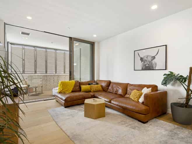 202/88 Te Oneroa Way, Long Bay