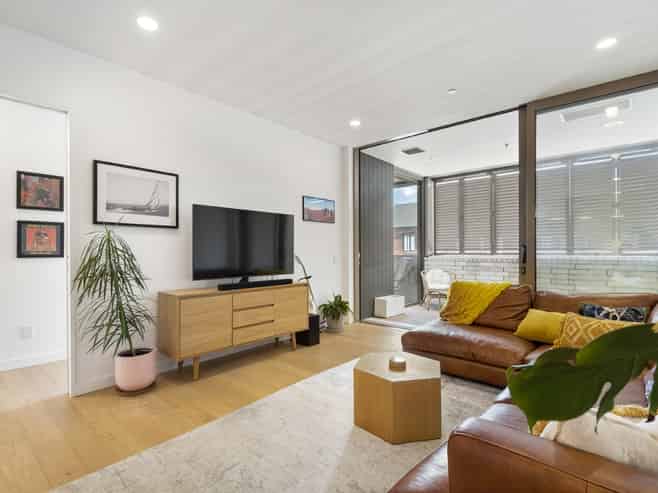 202/88 Te Oneroa Way, Long Bay