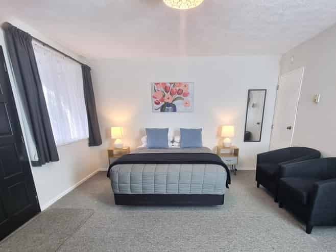 Lifestyle Opportunity - Location and Long Lease