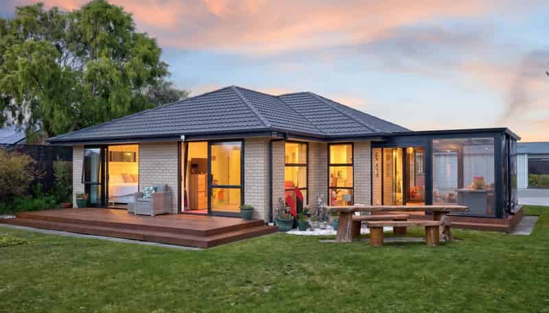 18A Lamorna Road, Parklands