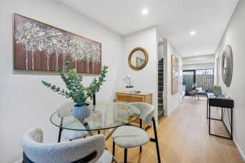 4/114 Don Buck Road, Massey