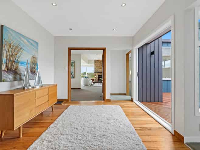 14 Oban Road, Browns Bay