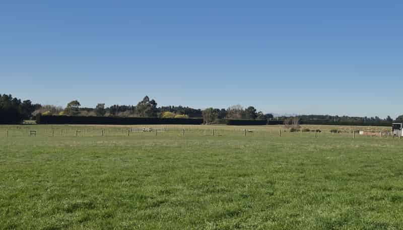 185 McIntoshs Road, Fernside