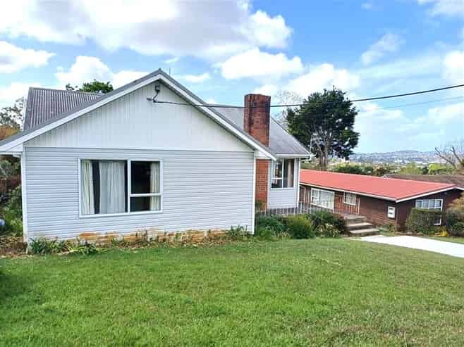 20 Roland Hill Road, Glen Eden