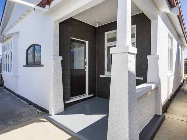 106 Victoria Road, Saint Kilda