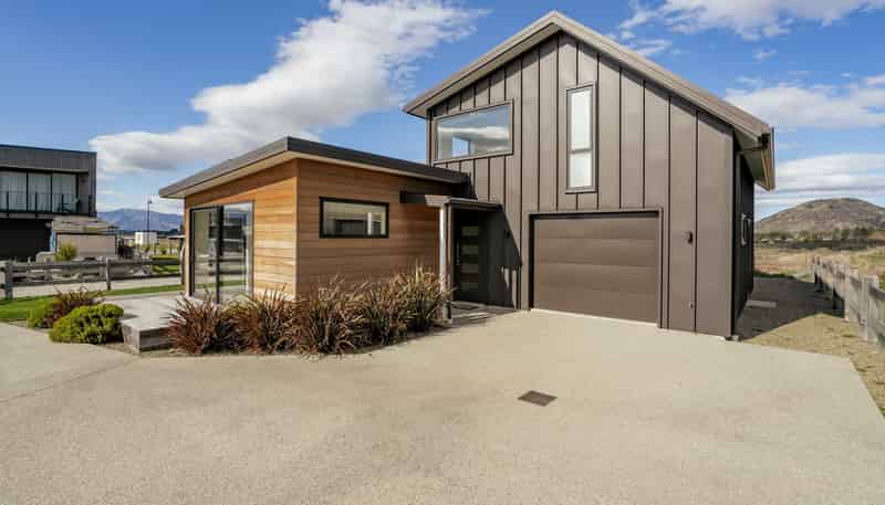 5 Wallace Place, Wanaka