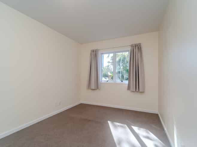 32 Espin Crescent, Karori