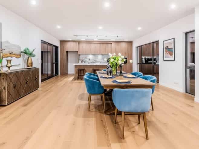 25 Meadows Drive, Clevedon