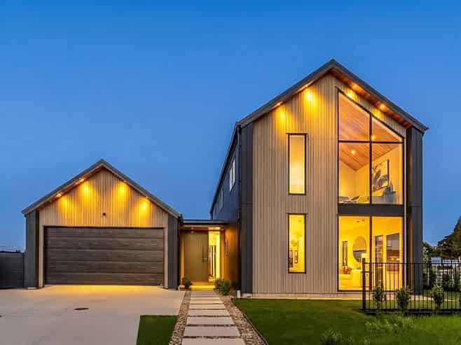 25 Meadows Drive, Clevedon