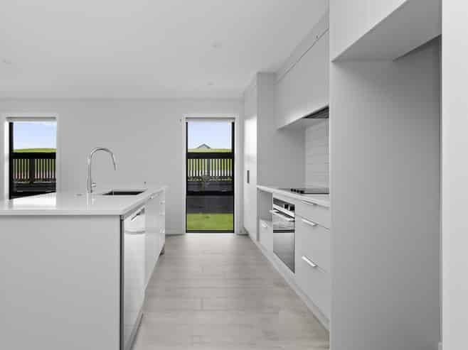 8 Akakura Terrace, Fitzroy