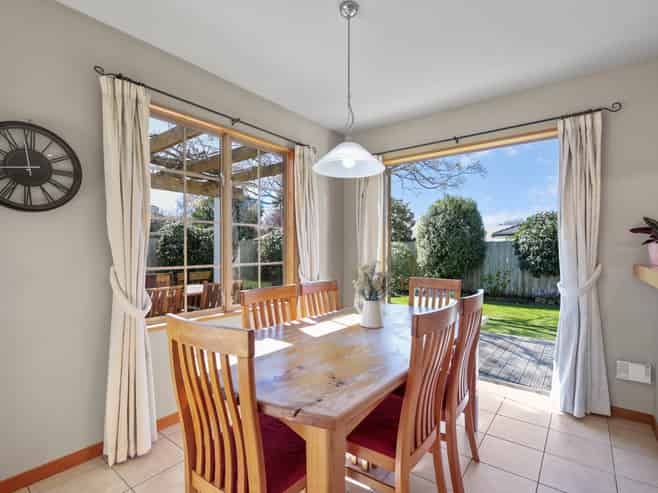 12 Springswood Grove, Springlands