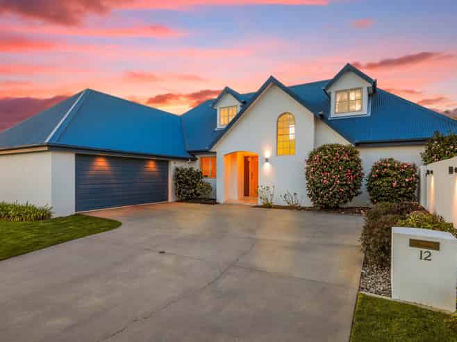 12 Springswood Grove, Springlands