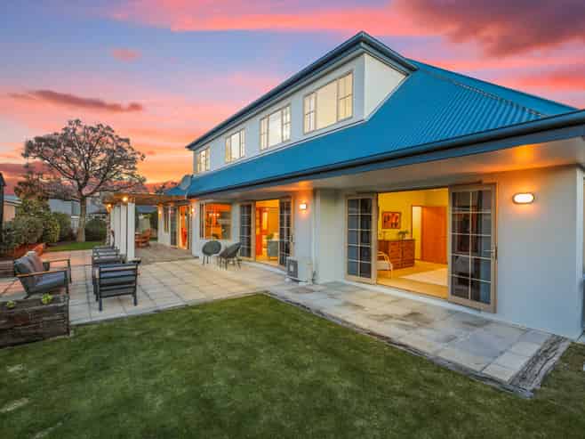 12 Springswood Grove, Springlands