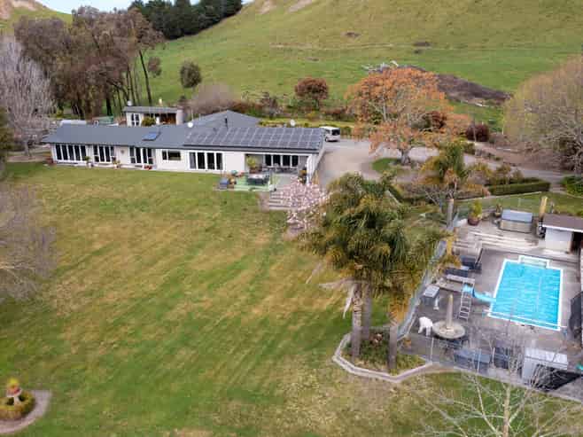 165 Lower Flag Range Road, Sherenden