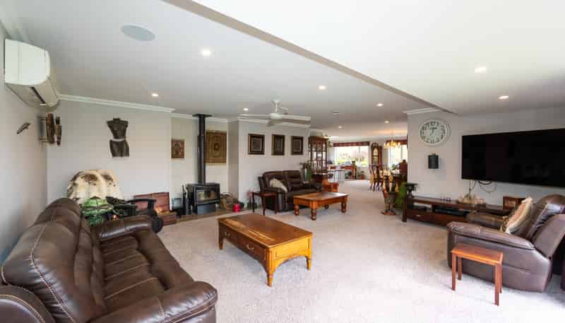 165 Lower Flag Range Road, Sherenden