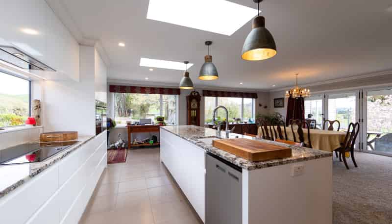 165 Lower Flag Range Road, Sherenden