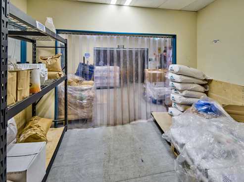 Turnkey food facility - for sale or lease