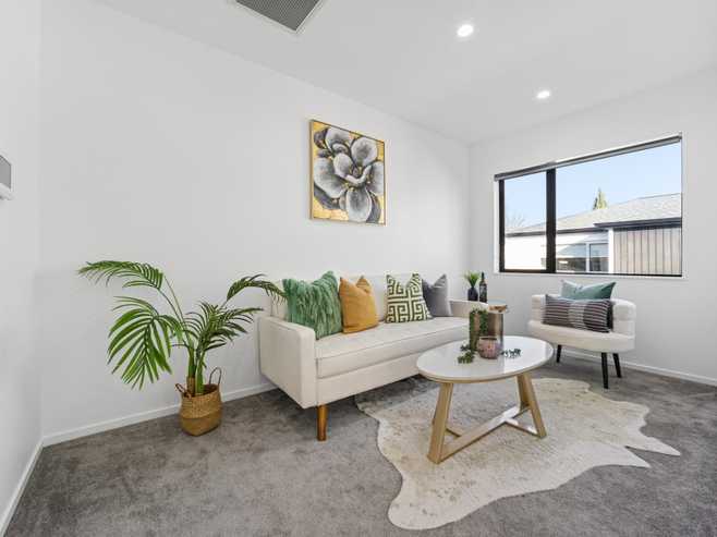 17B Rangitiki Crescent, Lynfield