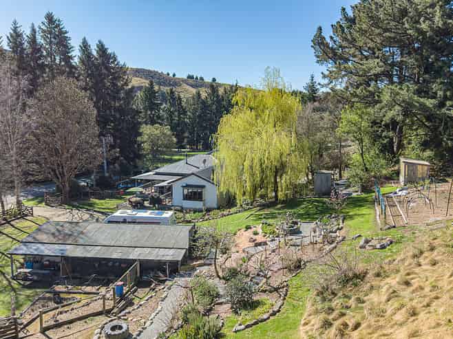 421 Monavale Road, Albury