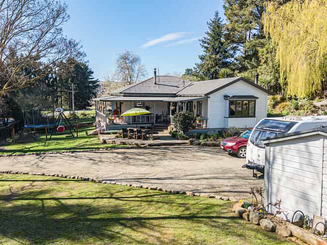 421 Monavale Road, Albury