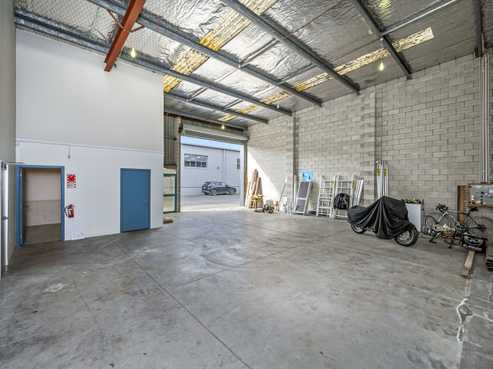 Road-front St Johns industrial opportunity