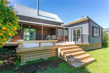 35 Michelle Lane, Hahei